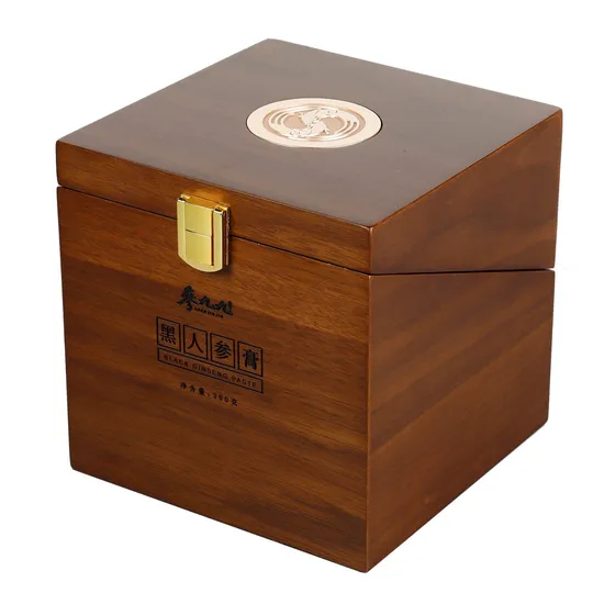 Elegant Wooden Perfume Bottle Packaging with Luxurious Finish