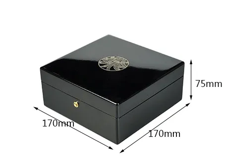 Customized Beautifully Logo VIP Bank Credit Card Lacquered Wooden Packaging Box Card Magnetic Card Gift Packaging Storage Box