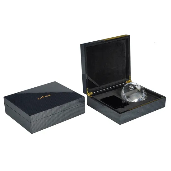 High Grade Carbon Fiber Paper Design Crystal Collectible Box Custom Luxury Wooden Gift Packaging Boxes