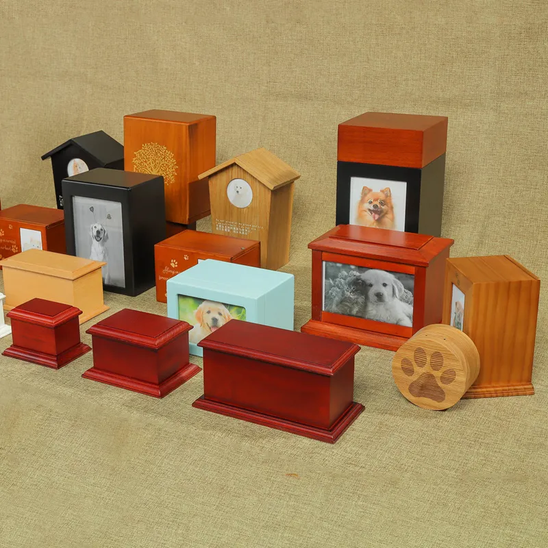 Wholesale Handcrafted Wooden Cremation Urn Tree of Life Design Funeral Supplies Memorial Urn for Ashes Decorative Funeral Keepsake Box